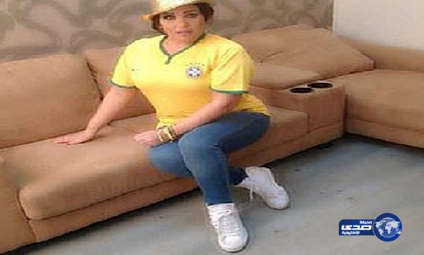 فيفي عبده تشجع منتخب البرازيل بالصورة