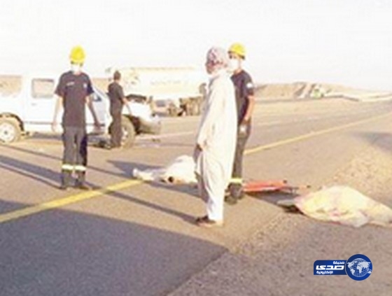 انقلاب يقتل مقيما ووالدته ويصيب زوجته و3 من أبنائه