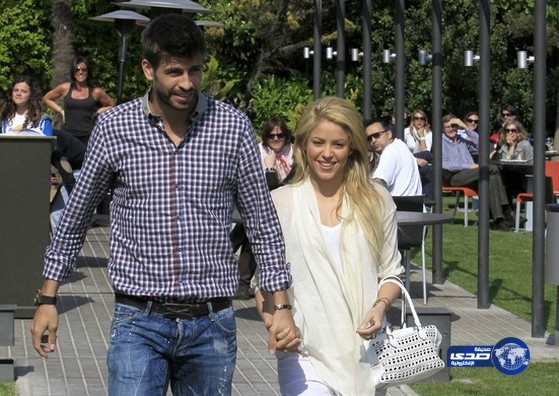 بيكيه يفي بوعوده الرومانسية لـ” شاكيرا”