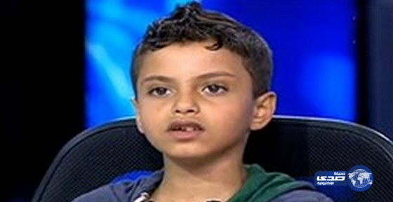 بالفيديو.. طفل يعود للحياة بعد أن دفنه والده حيًا.. ووالدته: «رأى ملكين في القبر»