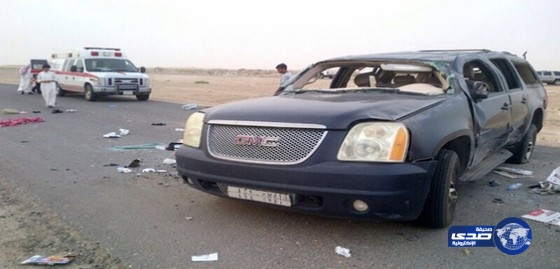 إصابة امرأتين وأربعة أطفال في حادث تصادم في بقيق