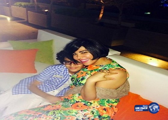 شمس بعد قبول دعوتها على “مي العيدان” تكشف عن خطيبها السعودي!