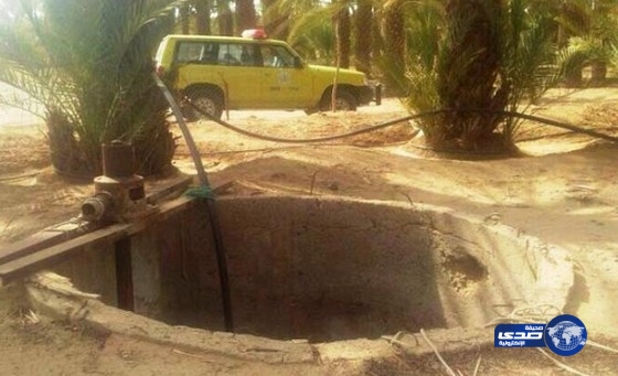 مدني الباحة يستخرج مواطن سقط في بئر ببلجرشي