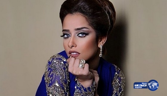 الفنانة بلقيس تدخل في مشادة كلامية مع أحد متابعيها علي “تويتر”