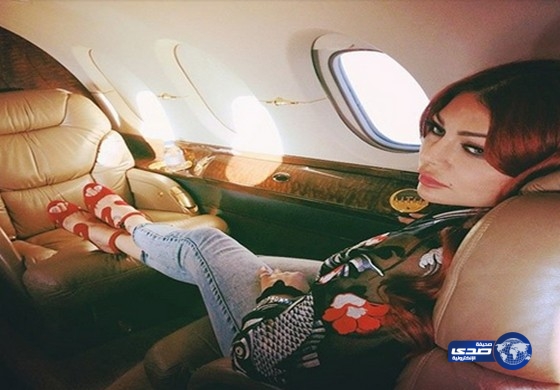 صورة هيفاء في طائرة خاصة تثير الجدل!