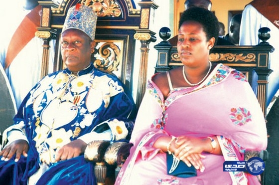 ملك أوغندي يقاضي بريطانيا