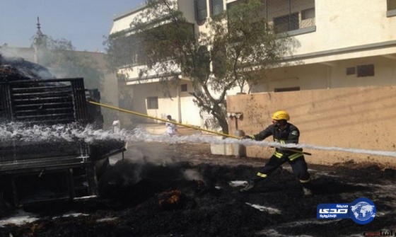 مدني الباحة يخمد حريق نشب بشاحنه”دينا” محملة باﻻعـلاف