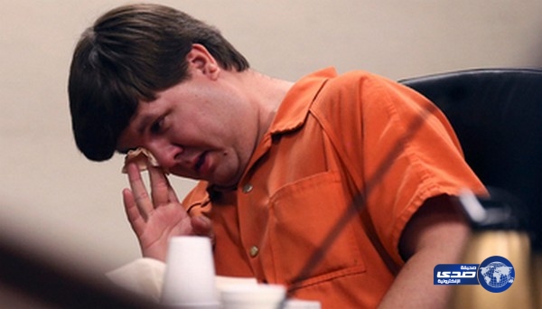 أب يواجه الإعدام بعد وفاة ابنه الذي نسيه في سيارته