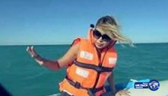 بالفيديو.. نوال الزغبي تنهار وتبكي من الخوف في “رامز قرش البحر”