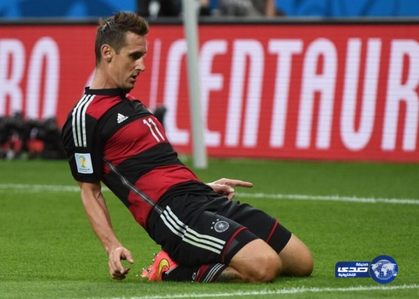 كلوزه يسجل هدفه الـ16 ويتفوق على رونالدو ويصبح هدافا لكأس العالم على مدار التاريخ