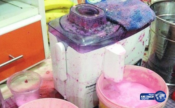 أمانة الرياض تغلق 28 مطعماً مخالفاً وتوقف 109 عمال