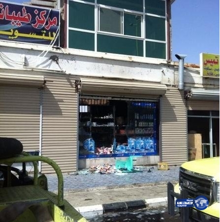 4 أثيوبيين يطعنون مواطناً ببقالته بهدا الطائف ويسرقون منه آلاف الريالات