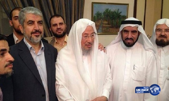 ظهور القرضاوي مع خالد مشعل في افطار جماعي بقطر