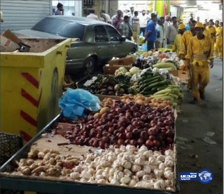 أمانة الرياض تضبط 300 منشأة غذائية مخالفة