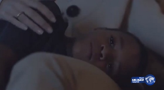 بالفيديو.. الطفل الكلب مشهد  إعلاني عنصري  يثير حفيظة مشاهديه