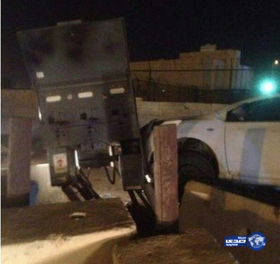 حادث مروري يتسبب بانقطاع الكهرباء عن قصر أمير جازان