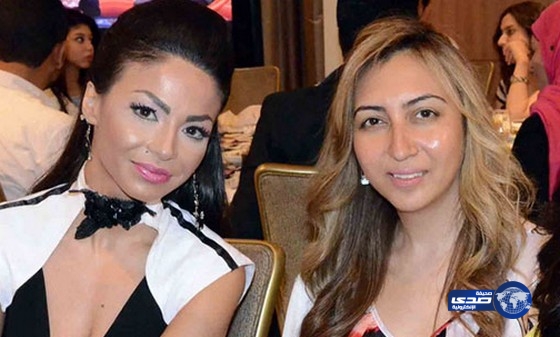 دوللي شاهين تظهر بفستان مثير في حفل رمضاني