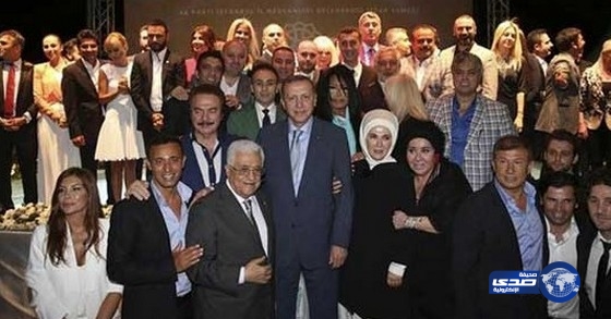 كبار نجوم تركيا إلى جانب أردوغان!