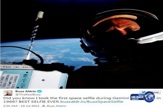 أول سلفي في الفضاء التقطها رجل ثمانيني!
