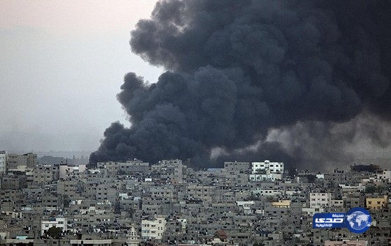 قصف إسرائيلي على غزة قبل بدء «الهدنة الإنسانية» بدقائق