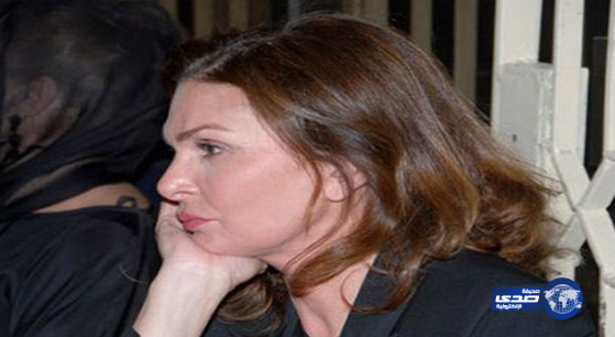 يسرا تنخرط في البكاء فور وصولها عزاء سعيد صالح