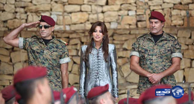 نجوى كرم تلغي حفلاتها تضامناً مع الجيش اللبناني