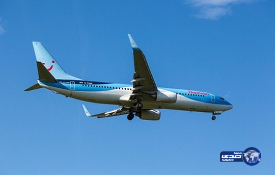 مسافر غاضب يكسر زجاج طائرة على ارتفاع 35 ألف قدم