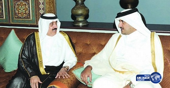 أمير قطر يستقبل الأمير متعب بن عبدالله في الدوحة