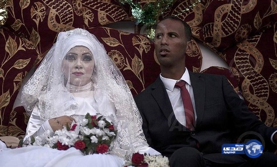 فلسطينيان يتحديان إسرائيل بالزواج في مركز إيواء