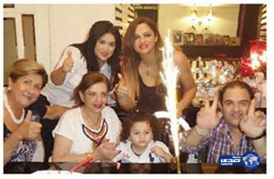 احتفال “باسكال مشعلاني ” بعيد ميلاد والدتها (صور)