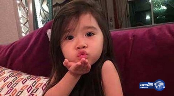 نجومية طفلة على الانترنت تقود أسرتها إلى الإسلام والإقامة في دبي