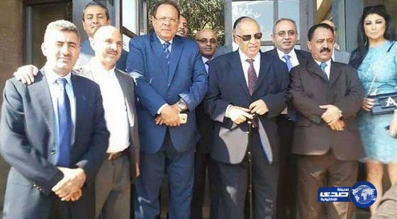 رئيس برلمان اليمن يحصل على “الدكتورة” قبل الابتدائية