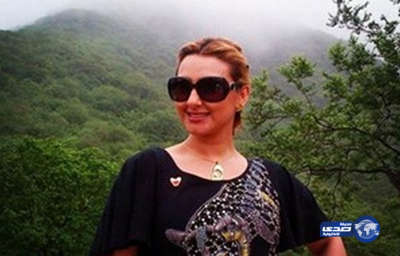 هيفاء حسين تستمتع بالطبيعة في صلالة