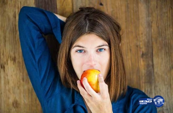 تناول التفاح يزيد من الرغبة الجنسية لدى النساء