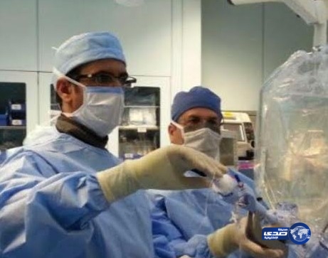 فريق طبي سعودي ينهي معاناة مريضة قلب ثمانينية بالرياض