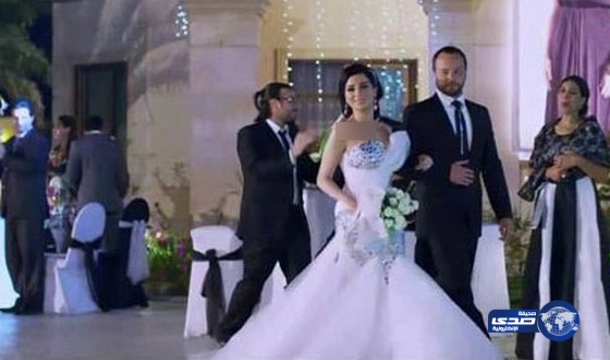 مي عزالدين: السوستة فرقعت وأنا مع مكسيم خليل