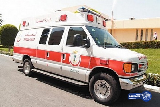 ممرضة سعودية تباشر حادثًا مروريًا بالقريات