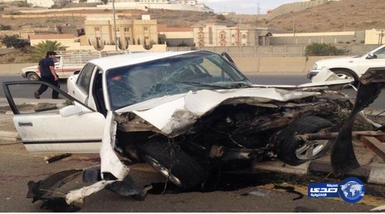 مصرع مواطن وإصابة 3 في تصادم سيارتين ببني سار الباحة