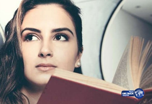 بائعة هوى المجتمع متناقض:مولع بالجنس ومُحب للدين