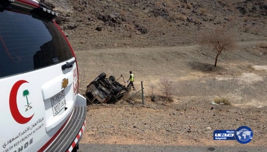 بالصور : حادث تصادم يوقع 5 إصابات طريق ينبع السريع‎