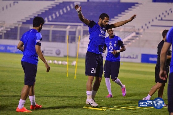 لاعبو الهلال يواصلون تدريباتهم الاعتيادية بمشاركة العابد وبينتيلي