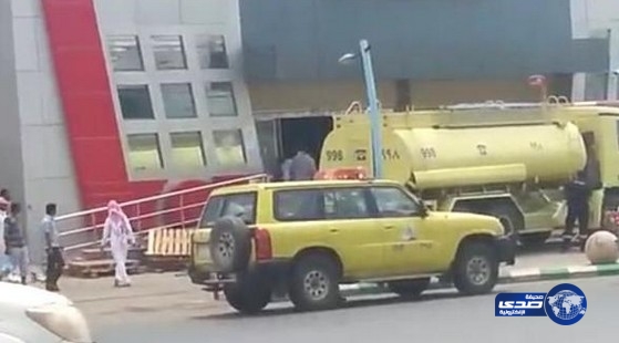 “مدني عسير” يسيطر على حريق في مستودع مواد غذائية بمحايل
