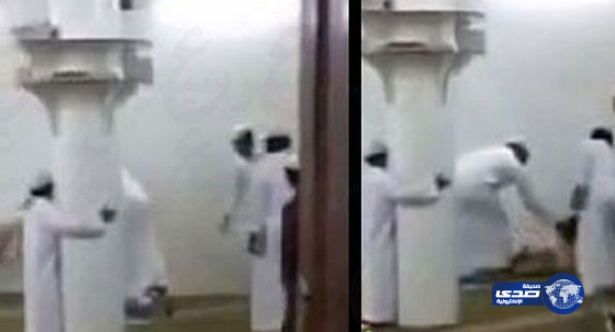 إيقاف ضارب الطفل في أحد مساجد مكة عن العمل