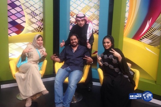 صور تذكارية داخل استديوهات &#8220;التلفزيون السعودي &#8221; تغضب نشطاء مواقع التواصل الاجتماعي