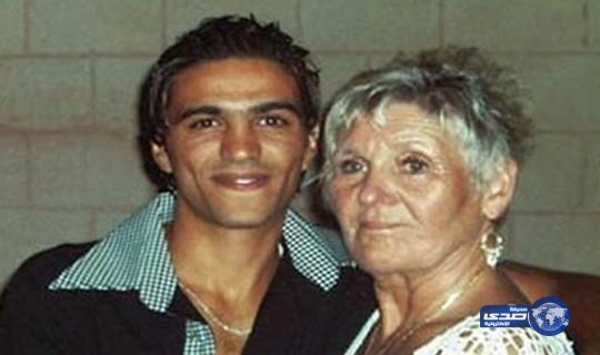 سبعينية بريطانية تتزوج عشرينياً تونسياً.. لكن الفرحة لم تتم