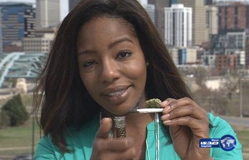 بالفيديو: مذيعة تلفزيونية تستقيل على الهواء وتدافع عن تشريع الماريجوانا