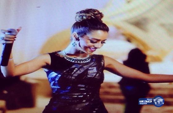 بلقيس تؤدي الرقصة التنكسية الاجازية الفلاوية في حفل زفاف بجدة!