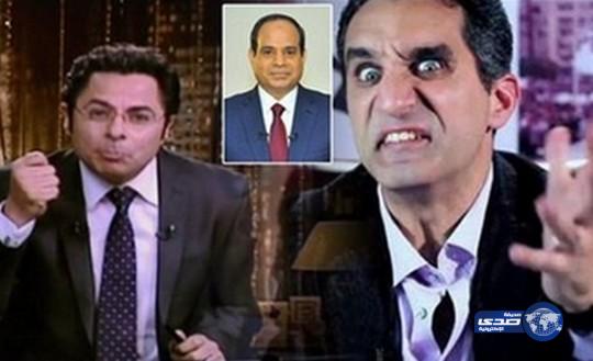 بالفيديو-عراك بين باسم يوسف واعلامي في المطار بسبب السيسي