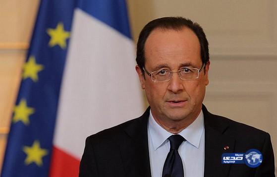 الرئيس الفرنسي يؤيد انشاء منطقة عازلة بين سوريا وتركيا