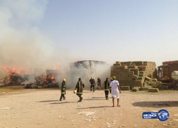 بالصور &#8230; حريق في حراج الأعلاف ببحرة‎